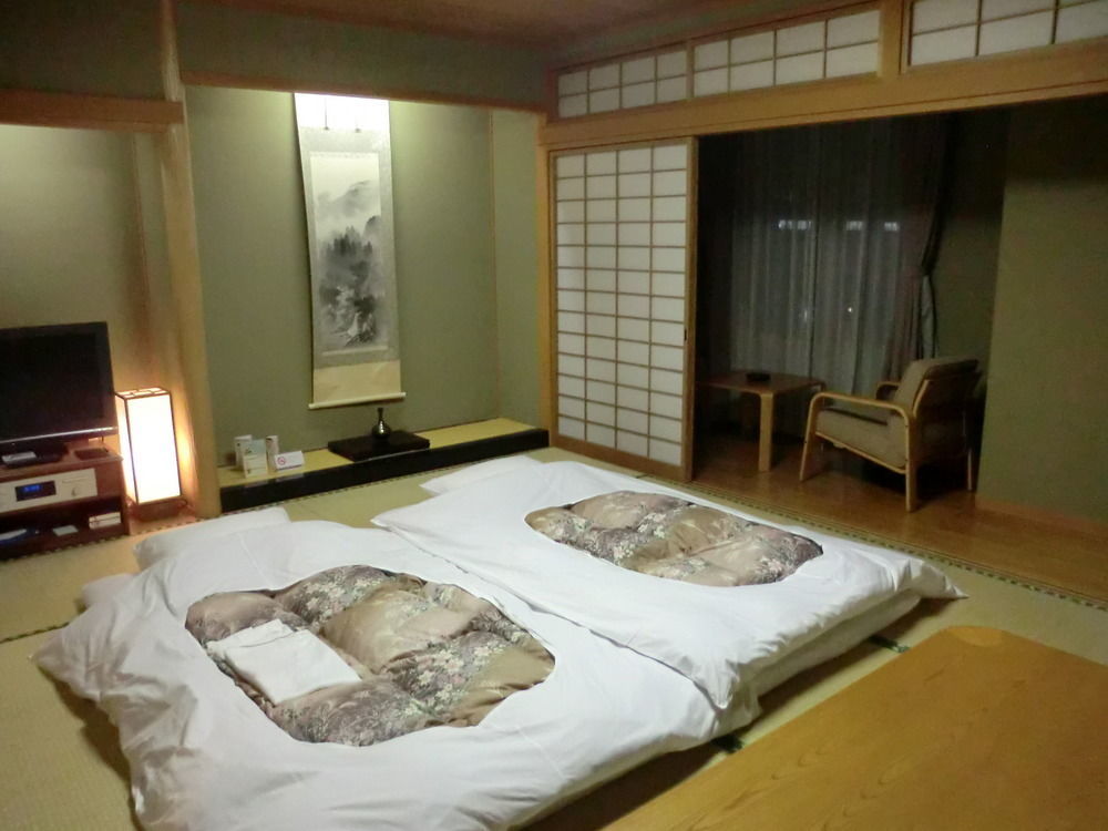 Takarazuka Hotel Kültér fotó