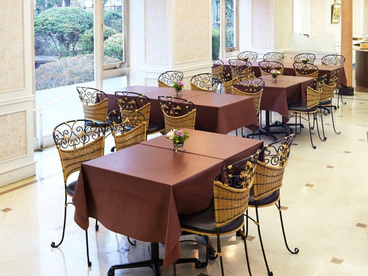 Takarazuka Hotel Kültér fotó